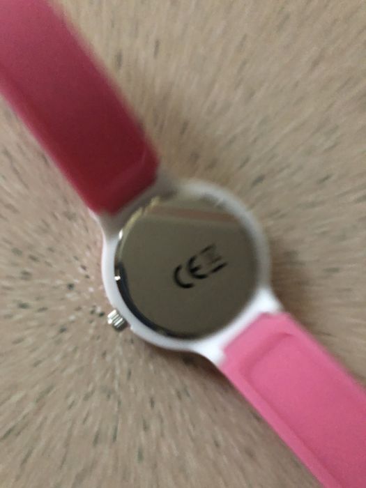 Zegarek damski na baterie