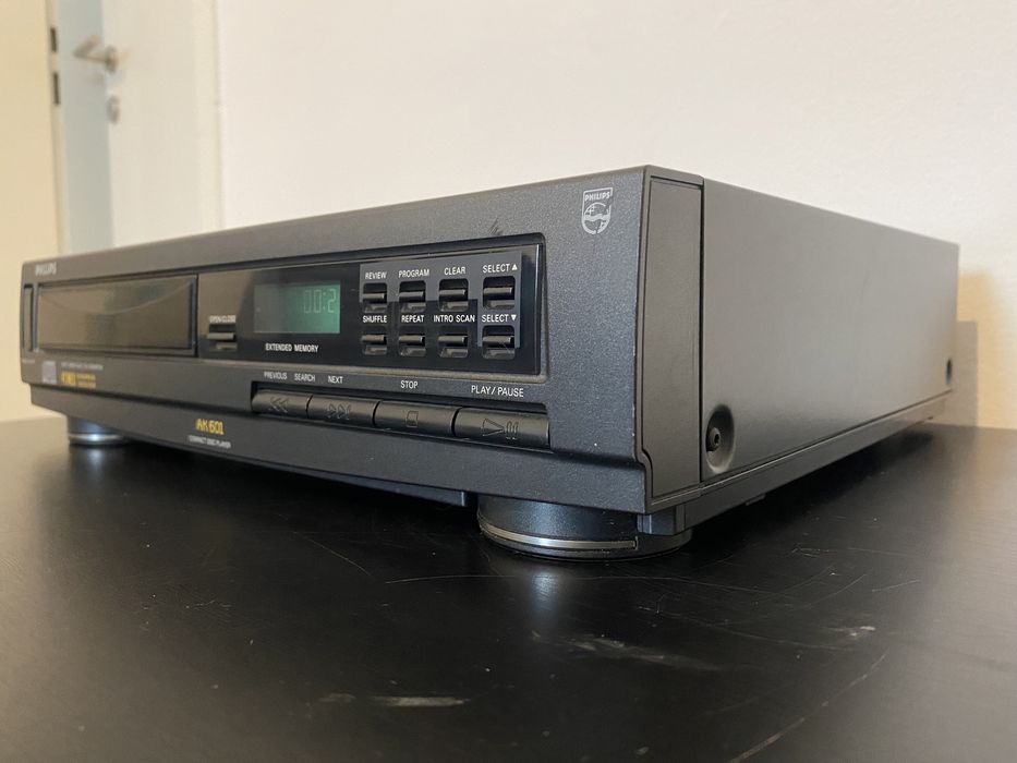 CD програвач Philips AK601