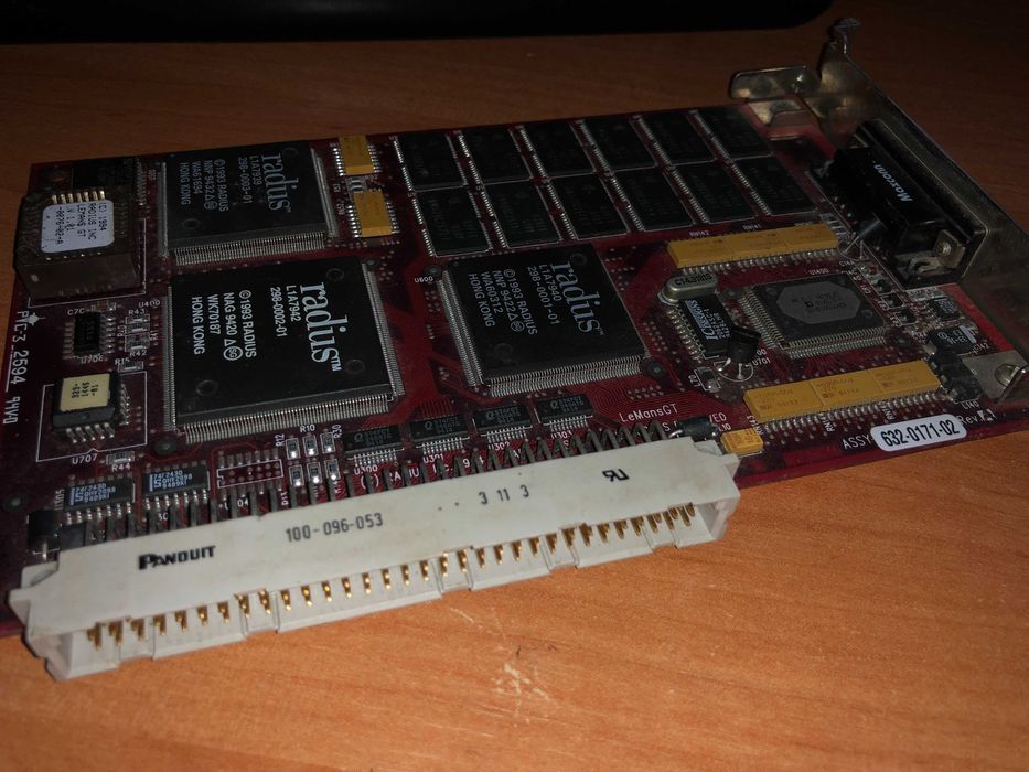 Ретро відеокарта NuBus Radius