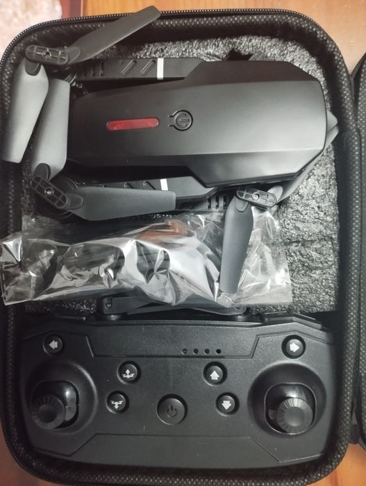 Drone modelo E88 nunca usado