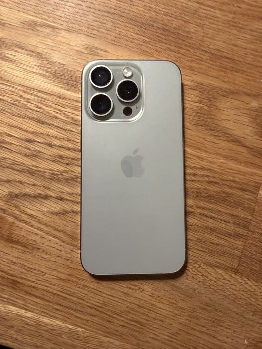 iPhone 15 Pro 128 GB – Stan idealny – jak nowy + komplet akcesoriów