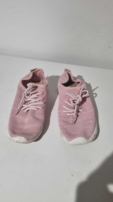 Sapatilhas/ ténis básicos rosa
