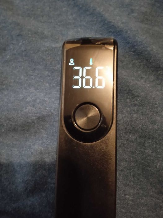 Термометр новий, безконтактний, інфрачервоний. Нового зразка.