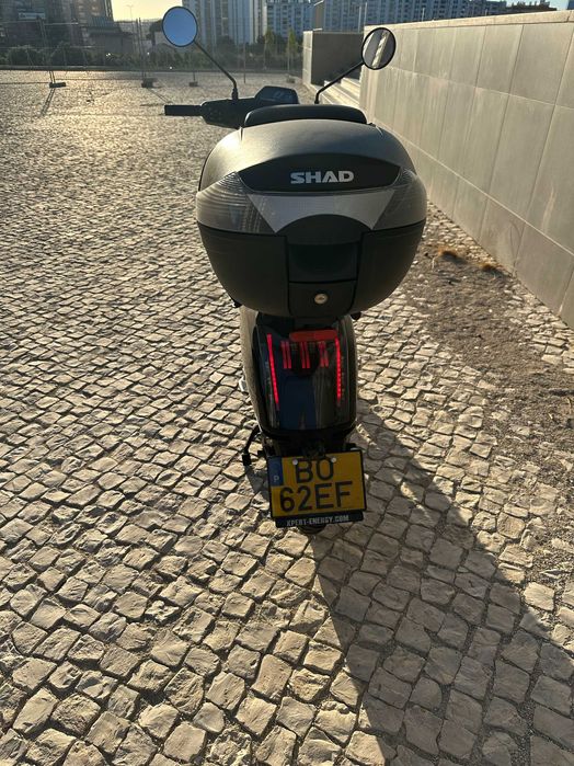 Mota 100% elétrica  - Super Soco Cux