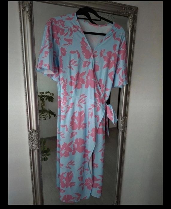 Sukienka uniwersalny większy rozmiar