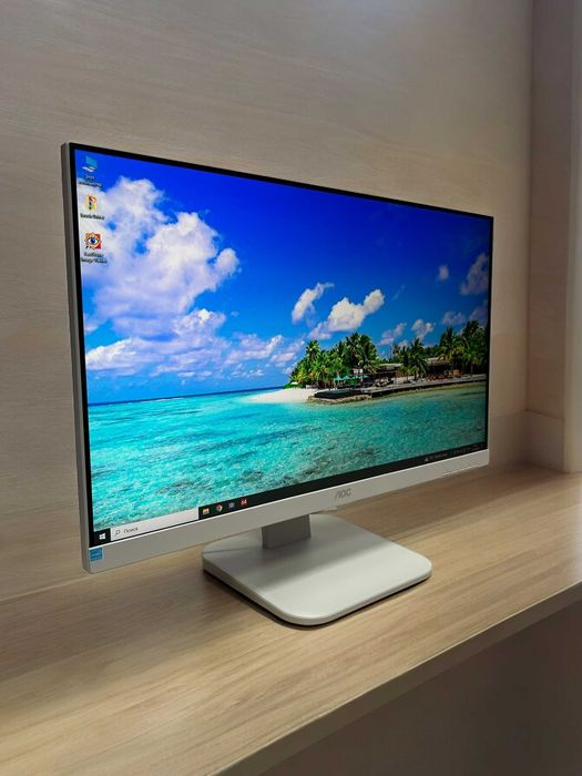 Професійний монітор AOC 24P1 White