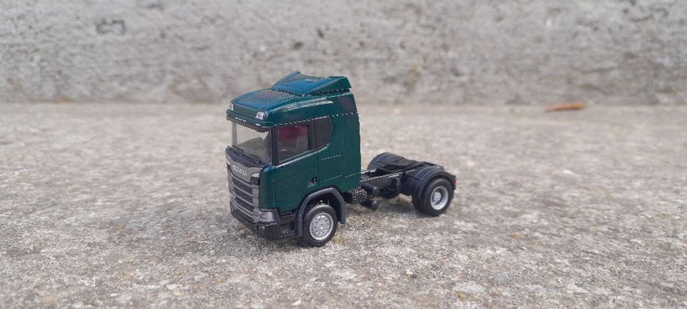 Scania CR 4x4 Herpa h0 1:87