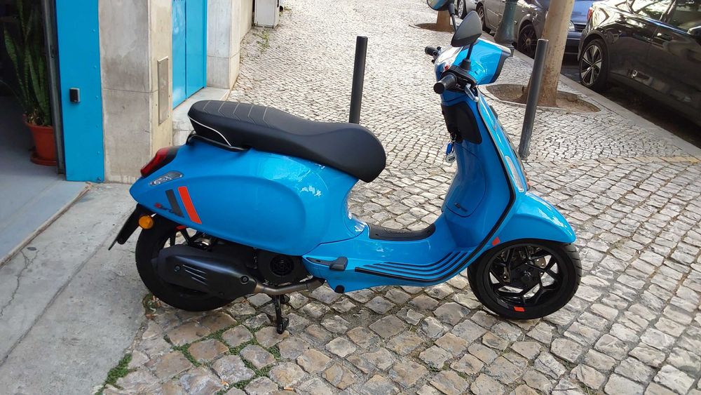 Vespa Primavera 125 com