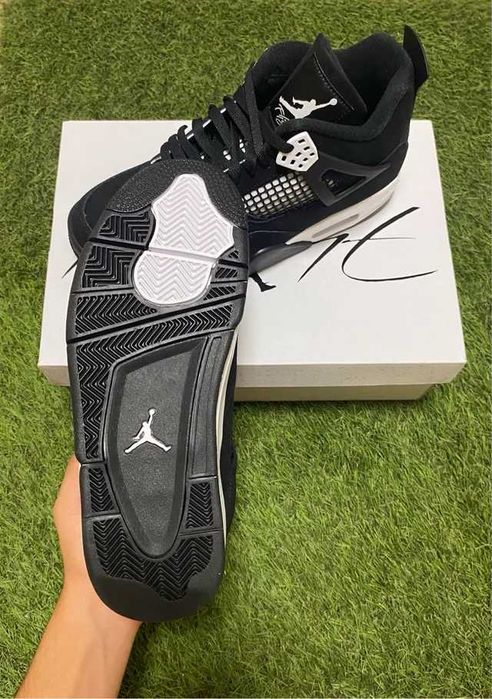 Jordan 4 Retro White Thunder r.39