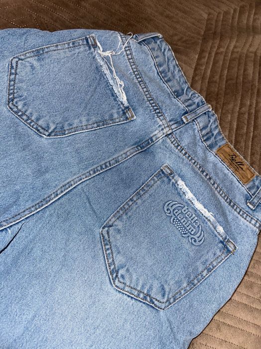 Джинси                          .