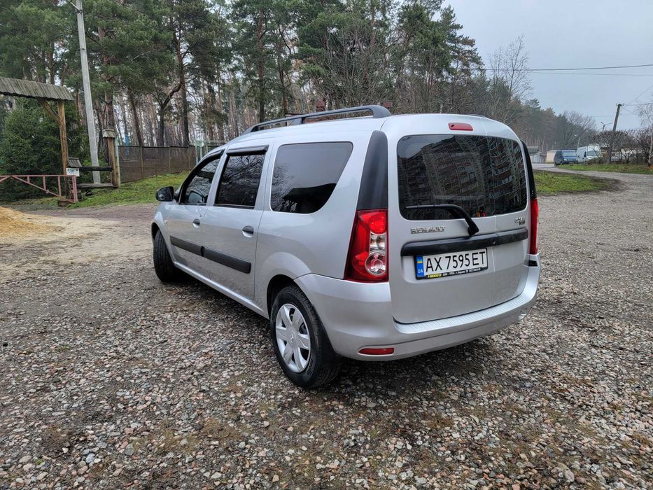 RENAULT LOGAN 2010г. продам