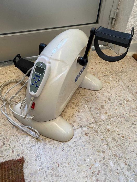 Static Electric Pedaler446601968580055041