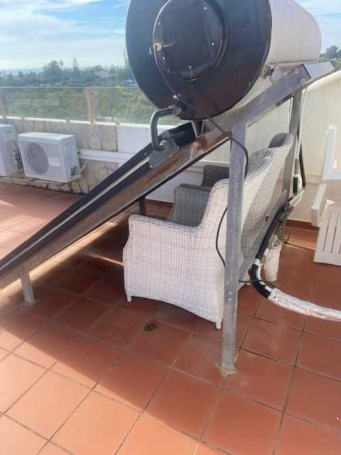 Solar water heating system with 300 liter tank