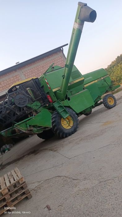 Kombajn John Deere 1075