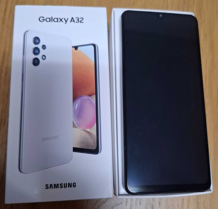 Telemóvel Samsung A32 128G como novo