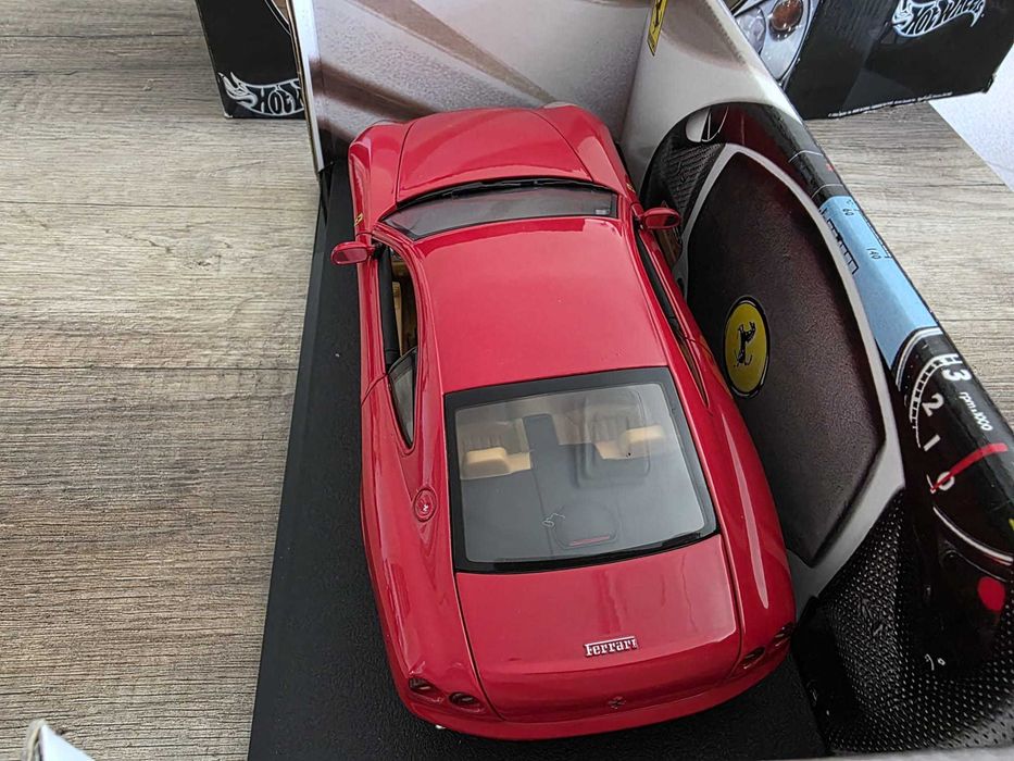 Ferrari 612 Scaglietti 1/18 Hot Wheels