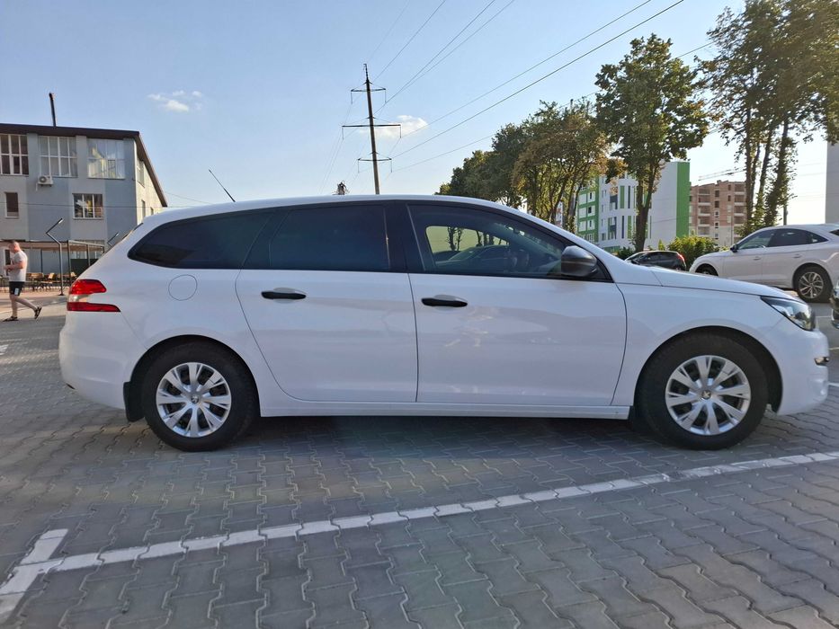 Продам Peugeot 308 SW 1,6D 2017р.