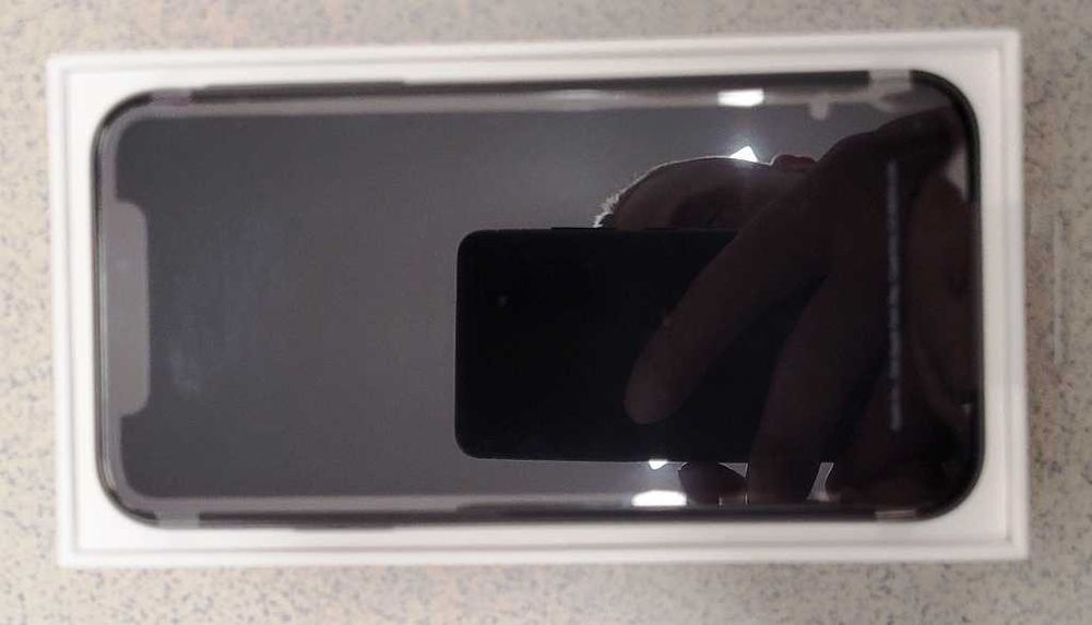 Smartfon APPLE iPhone 11 64GB Black MHDA3PM/A
