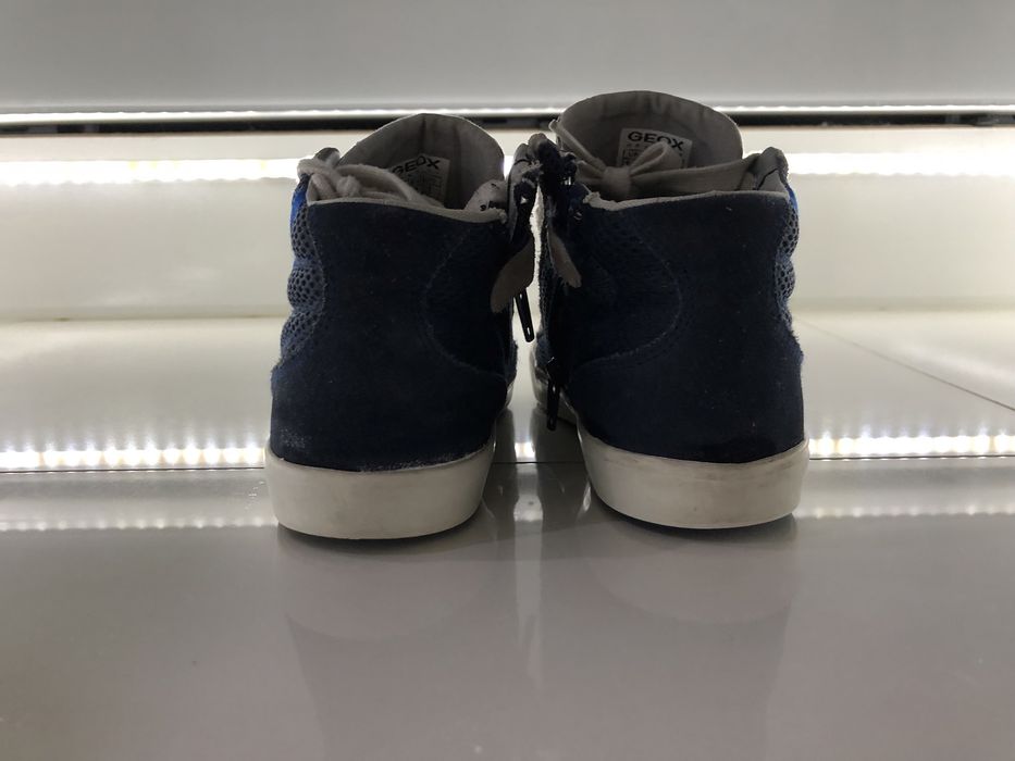 Buty Geox r. 32 unisex. Podeszwa oddychajaca.