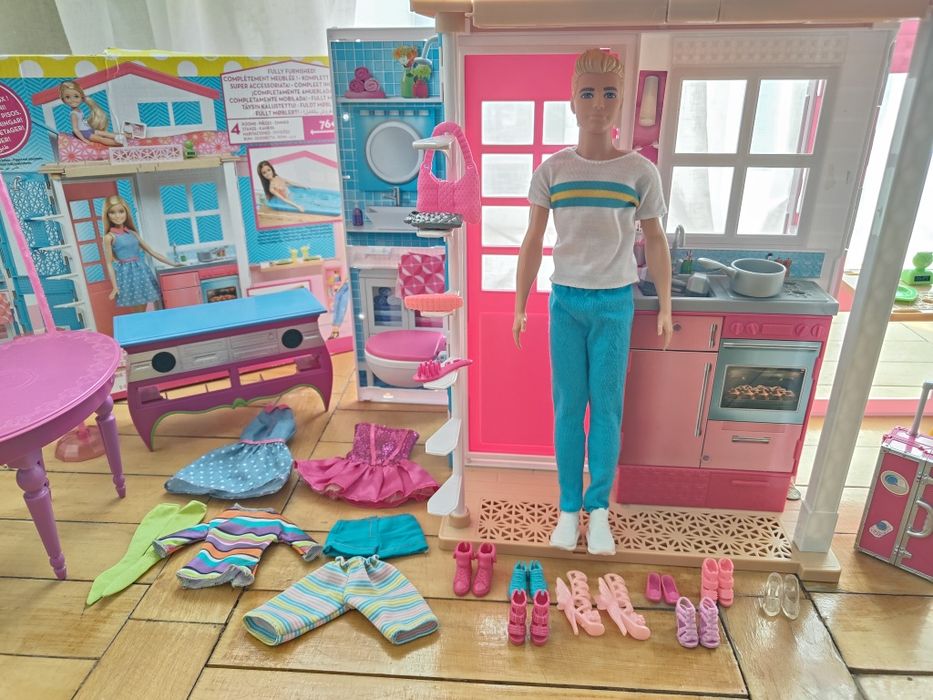 Дім для ляльки Барбі (Barbie) від Mattel + Кен + інші аксесуари