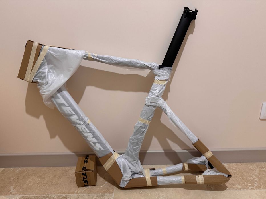 Szosa Stevens Arcalis FrameSet Rama 56cm Nowy