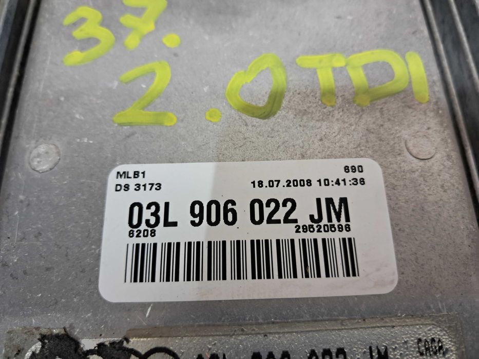 Komputer sterownik silnika moduł AUDI A4 B8 A5 8T 2.0 TDI