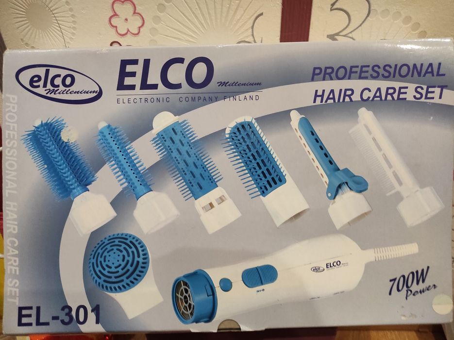 Фен професійний з насадками