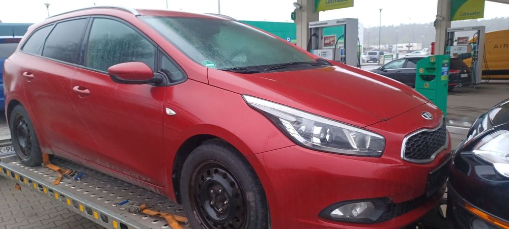 Kia Ceed 1.4benz 6biegow ele wsp centr rm+cd podg.fotele i kier CIEMNA SZYBA