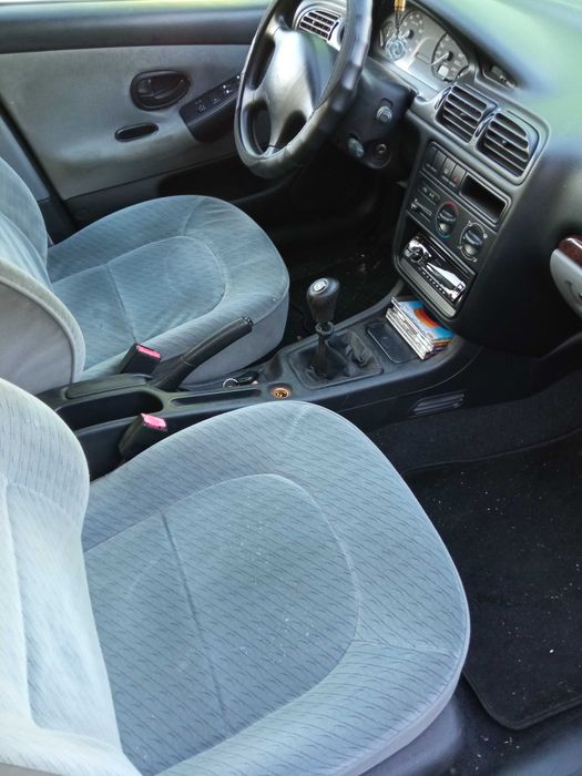 PEUGEOT 406 -Em excelente estado, baixíssima quilometragem!