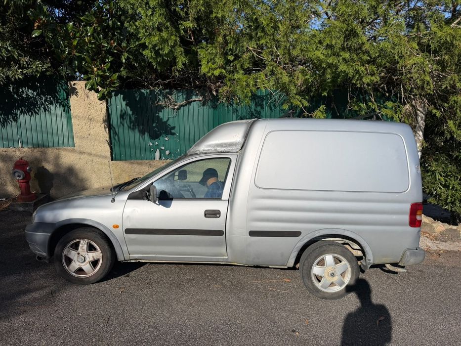 Opel Combo 2001 pronta para trabalhar