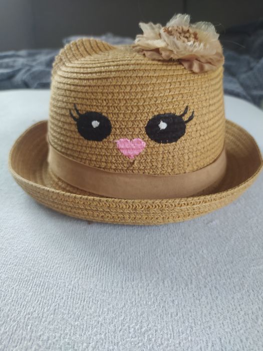 Kapelusz dziewczęcy