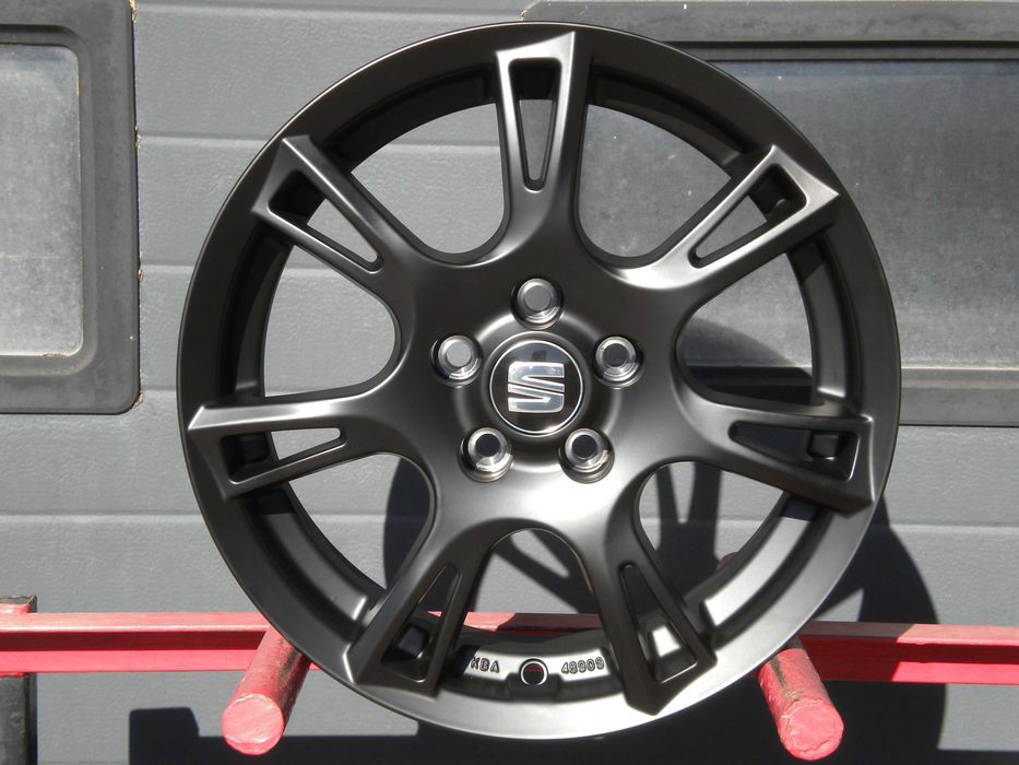 Felgi aluminiowe 15 5x100 Seat Ibiza Cordoba Toledo Leon I NOWE Czarne