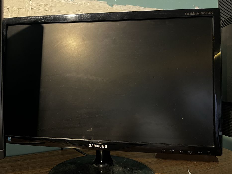 Monitor Samsung 21”
