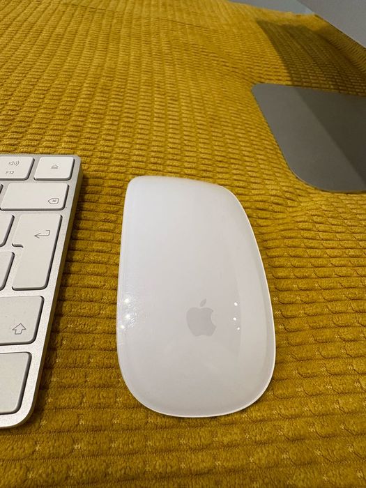 iMac 21.5 2019 Retina 4K 3GHz i5 16GB RAM 250GB Radeon Pro 560X 4GB