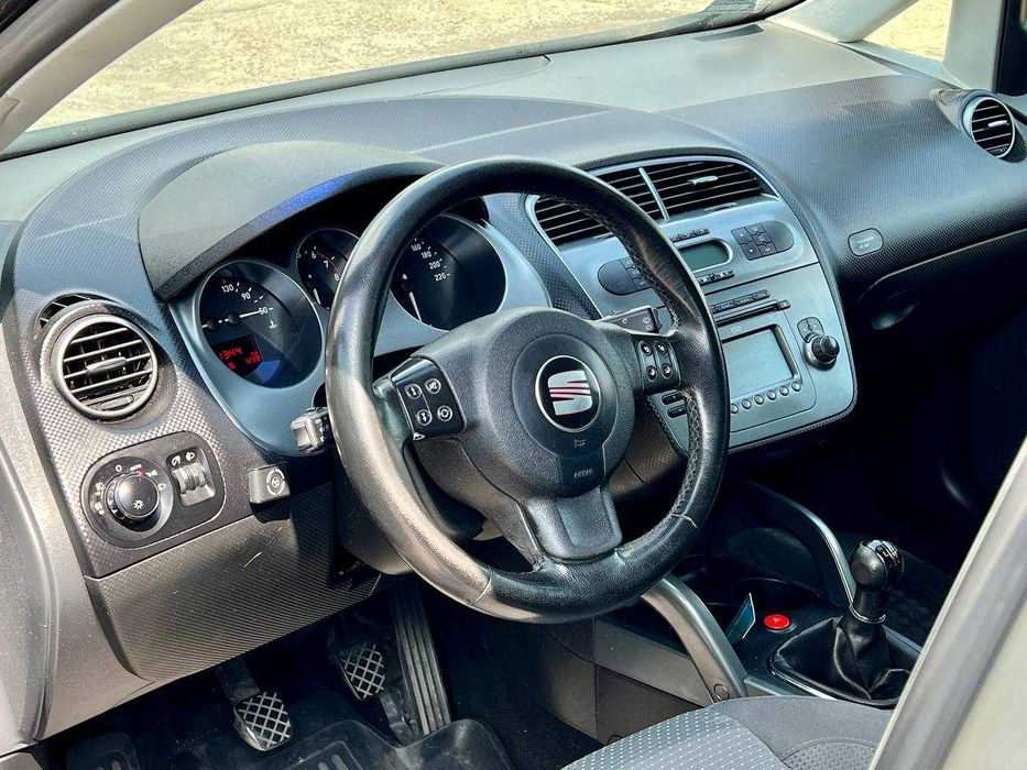 Wynajem samochodu Wynajem Aut Wypożyczalnia doba tydzień wypożyczenie