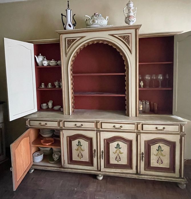 Móvel Sala com muito espaço para arrumação