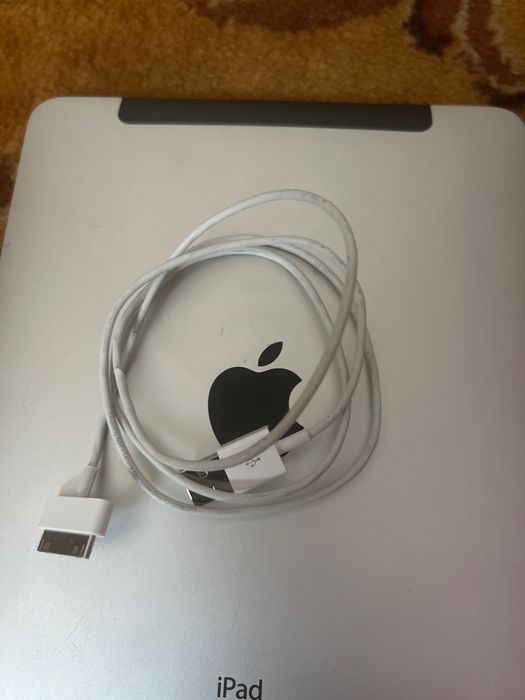 Apple iPad 32Gb. Uszkodzony