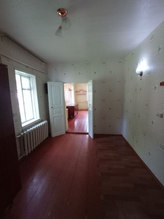 Продаж. Частина будинку Голлівуд