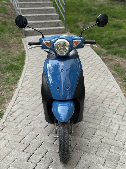 Скутер,мопед Suzuki Lets 6 Інжектор Контейнер