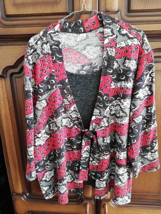 Bluzka damska w kolorowe kwiatki, rozmiar XXL