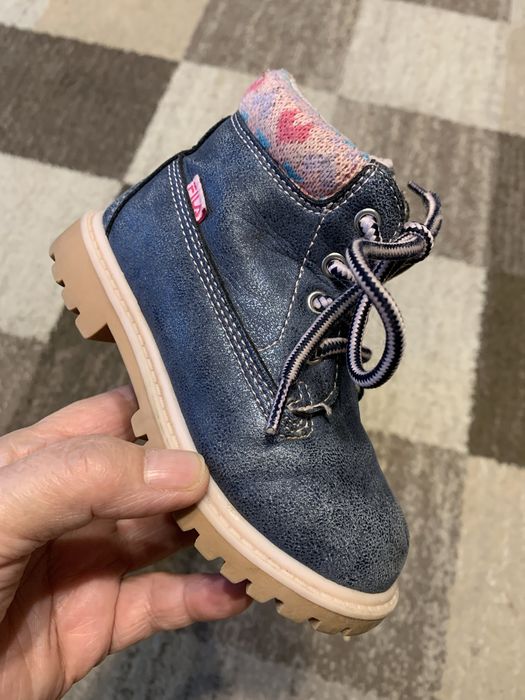 Buty dla dziewczynki Fila 23
