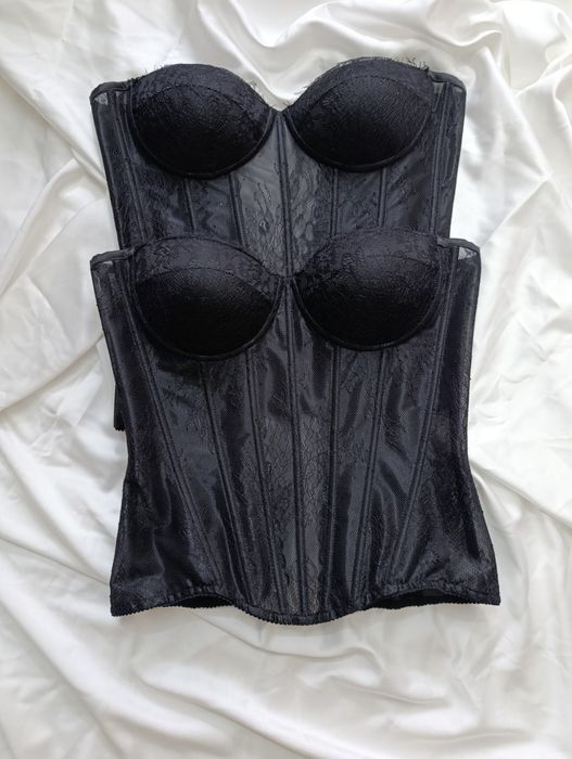 Втягуючі  корсети, корсети з мереживом