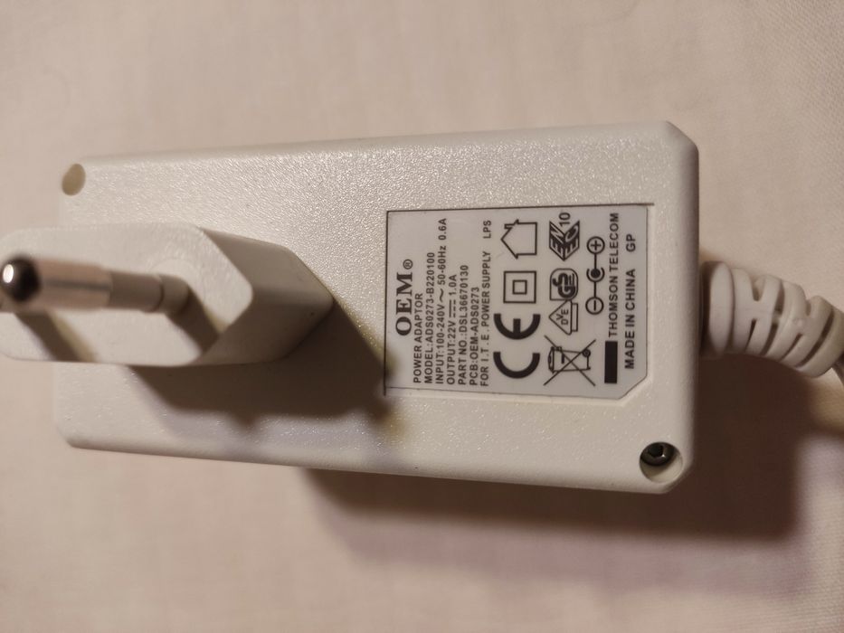 Carregador/transformador 12V 1A/ 12V 1.25A/ 22V 1A/ 24V 1A - 5€ cada64738680422913121