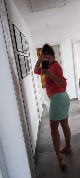 Malinowa bluzeczka rozmiar L i spódnica miętowa rozmiar L