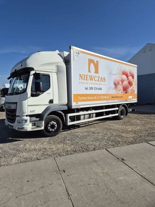 DAF LF 250  DAF LF 16.250 z windą, chłodnia