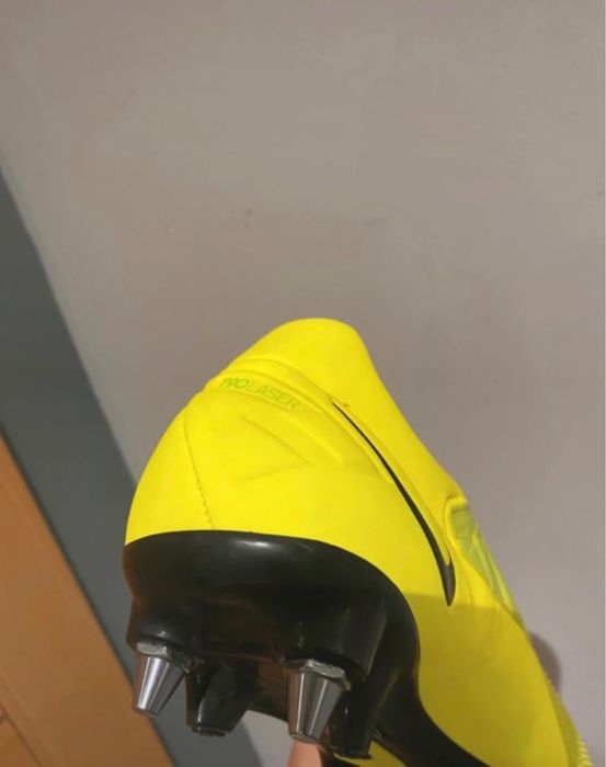 Chuteiras Profissionais de Futebol do Ex Jogador Eliseu