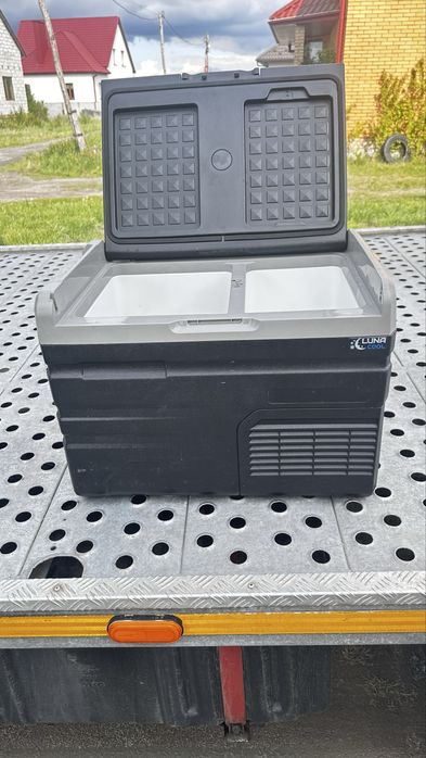 Продам автомобільний холодильник