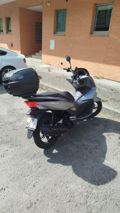 Honda PCX - venda ou troca
