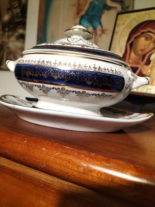 Terrina e travessa em miniatura