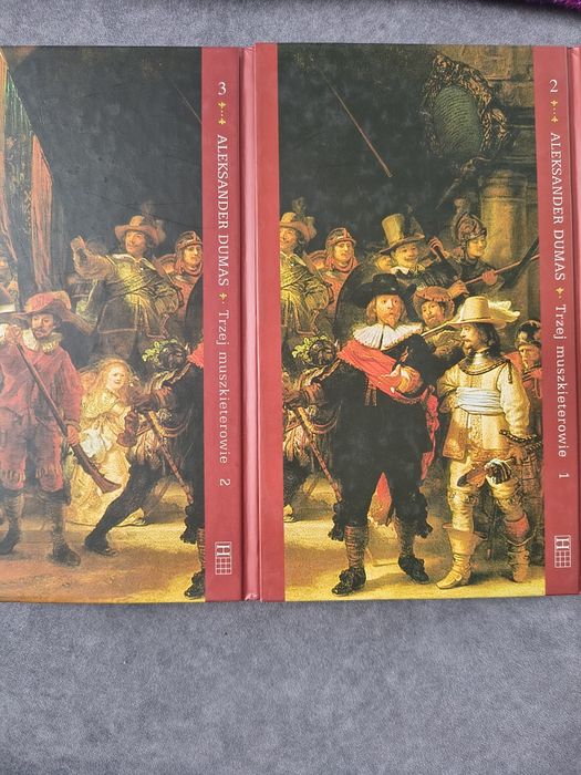 Trzej muszkieterowie, Tom I i II